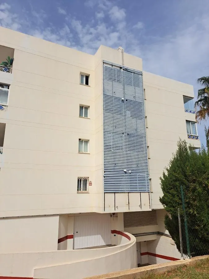Precioso apartamento con enorme jardín Marbella