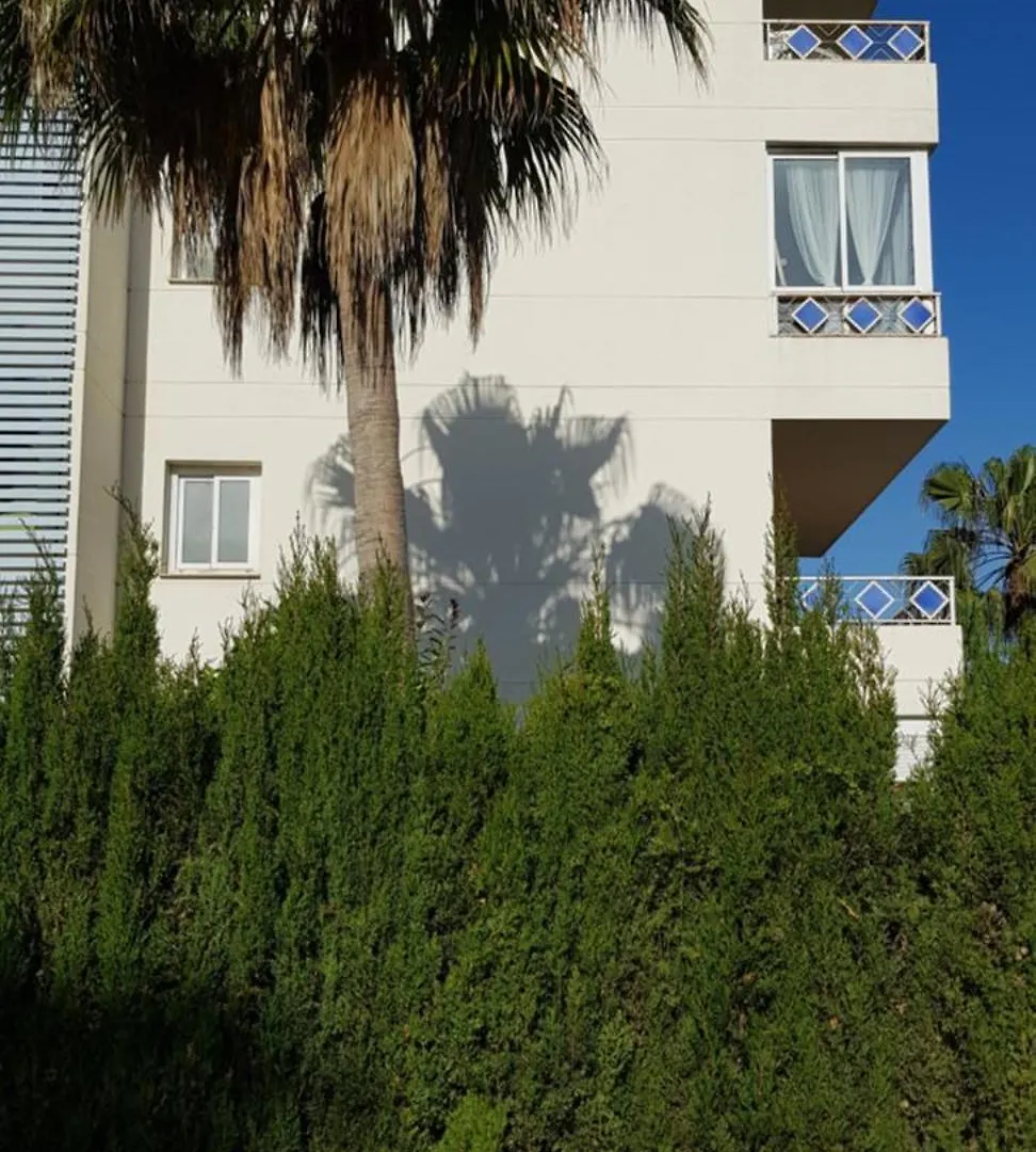 Precioso apartamento con enorme jardín Marbella